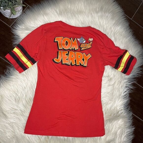 Tom & Jerry red Stripe Sleeve Hockey Tee sz small - Picture 6 of 8